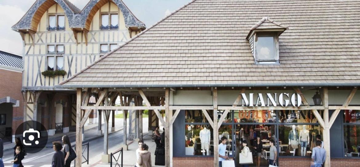 Le Treize Au Coeur Du Bouchon Troyes Exterior foto